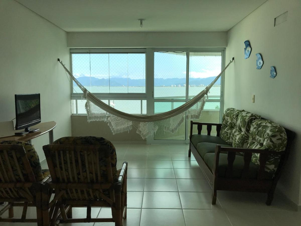 Apartamento Pe Na Areia Frente Para O Mar E Piscina Na Prainha Карагуататуба Экстерьер фото