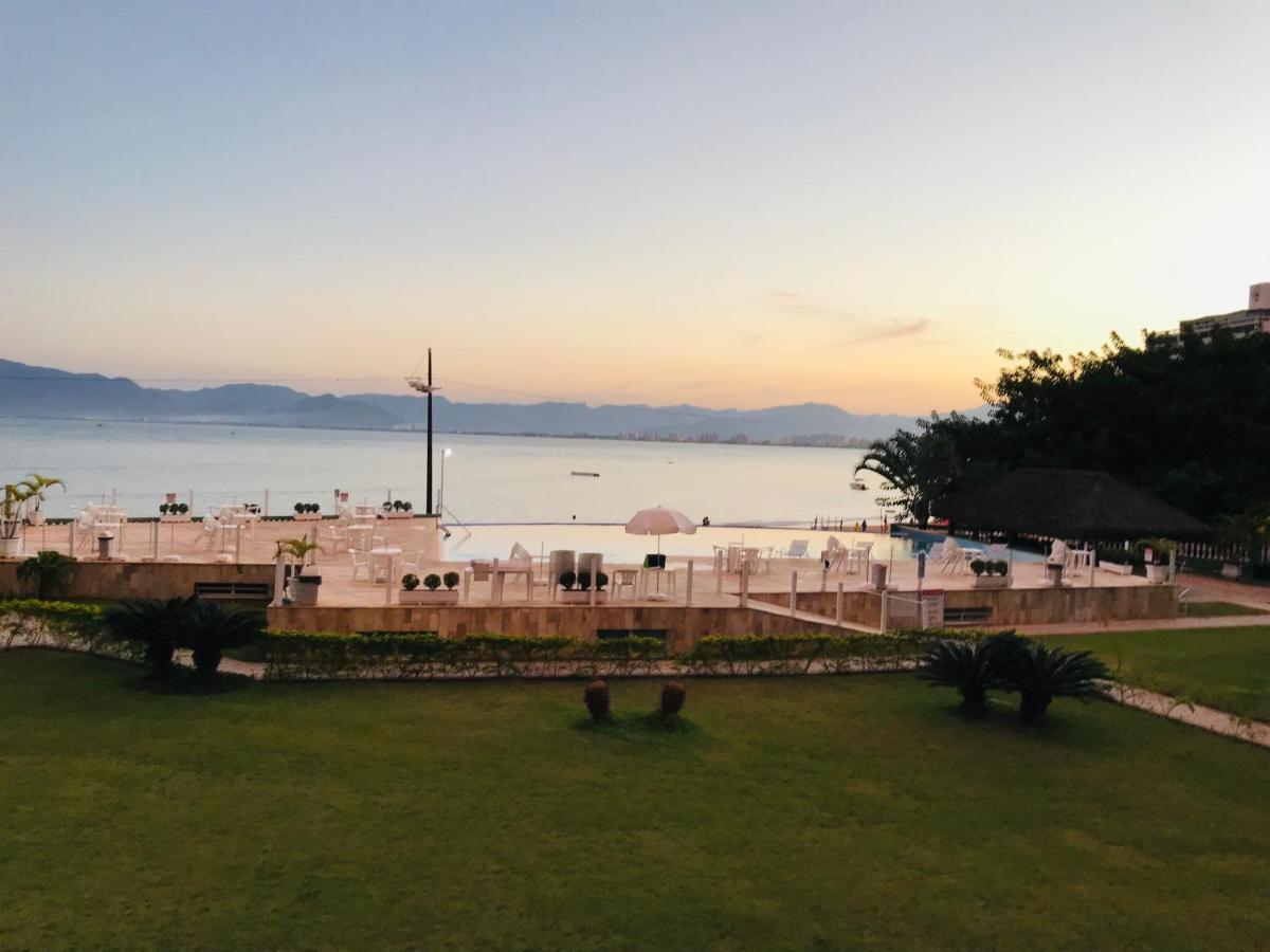 Apartamento Pe Na Areia Frente Para O Mar E Piscina Na Prainha Карагуататуба Экстерьер фото