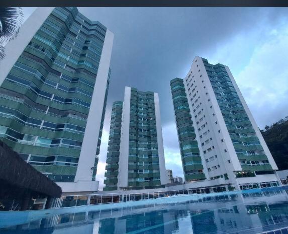 Apartamento Pe Na Areia Frente Para O Mar E Piscina Na Prainha Карагуататуба Экстерьер фото